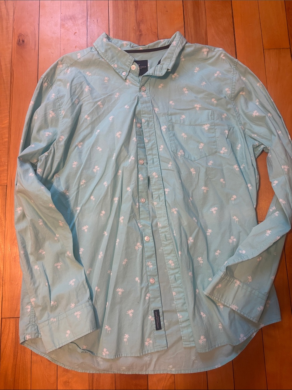 American Eagle Outfitters Light Aqua Palm-Print Button-Down Shirt